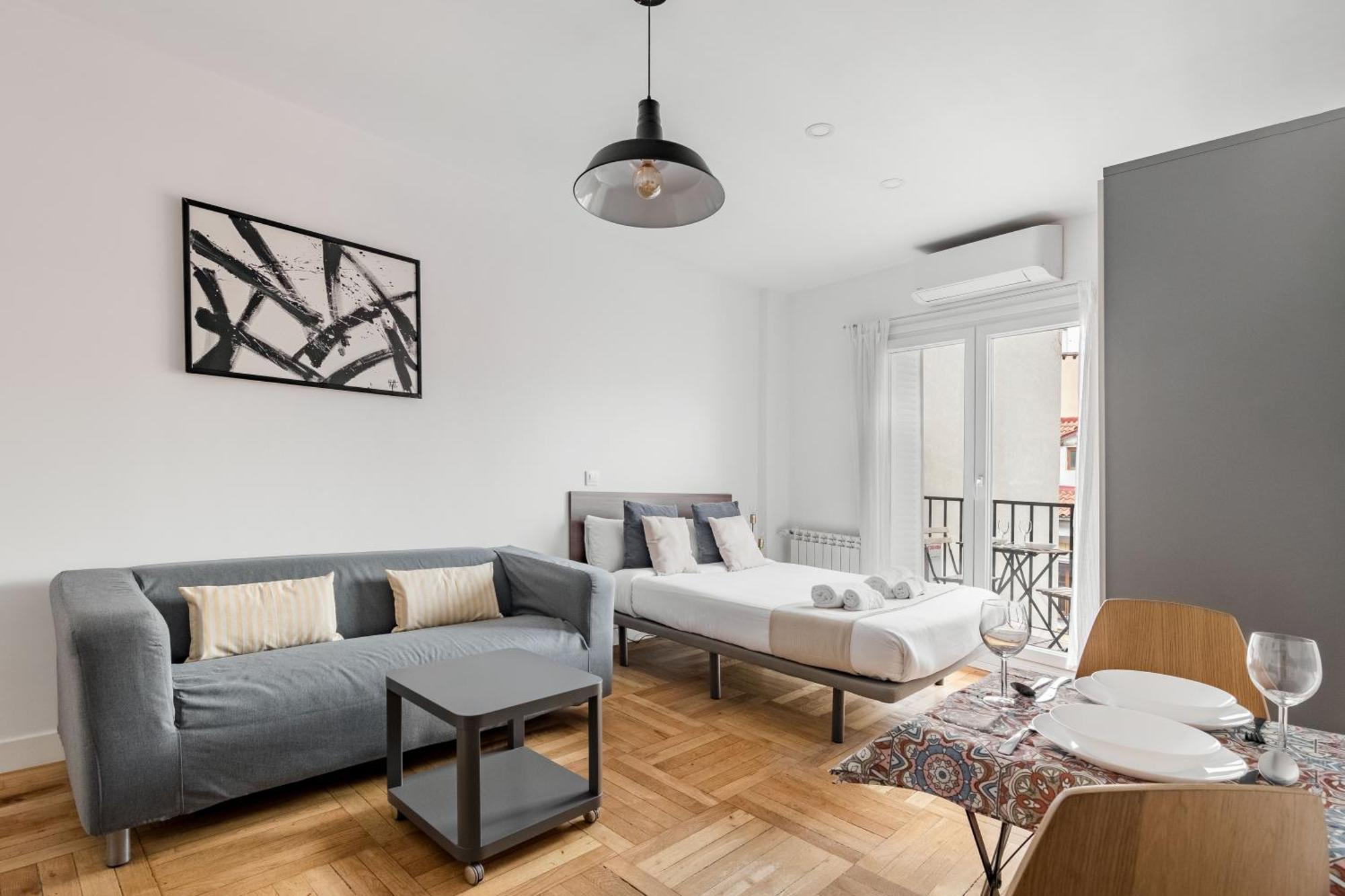 Charming Sol Studios Madrid Exterior foto